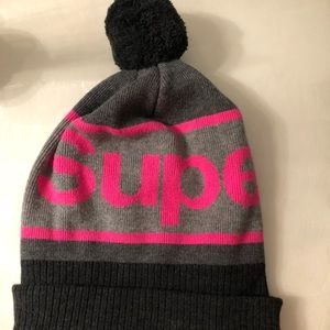 Super Dry Pom beanie